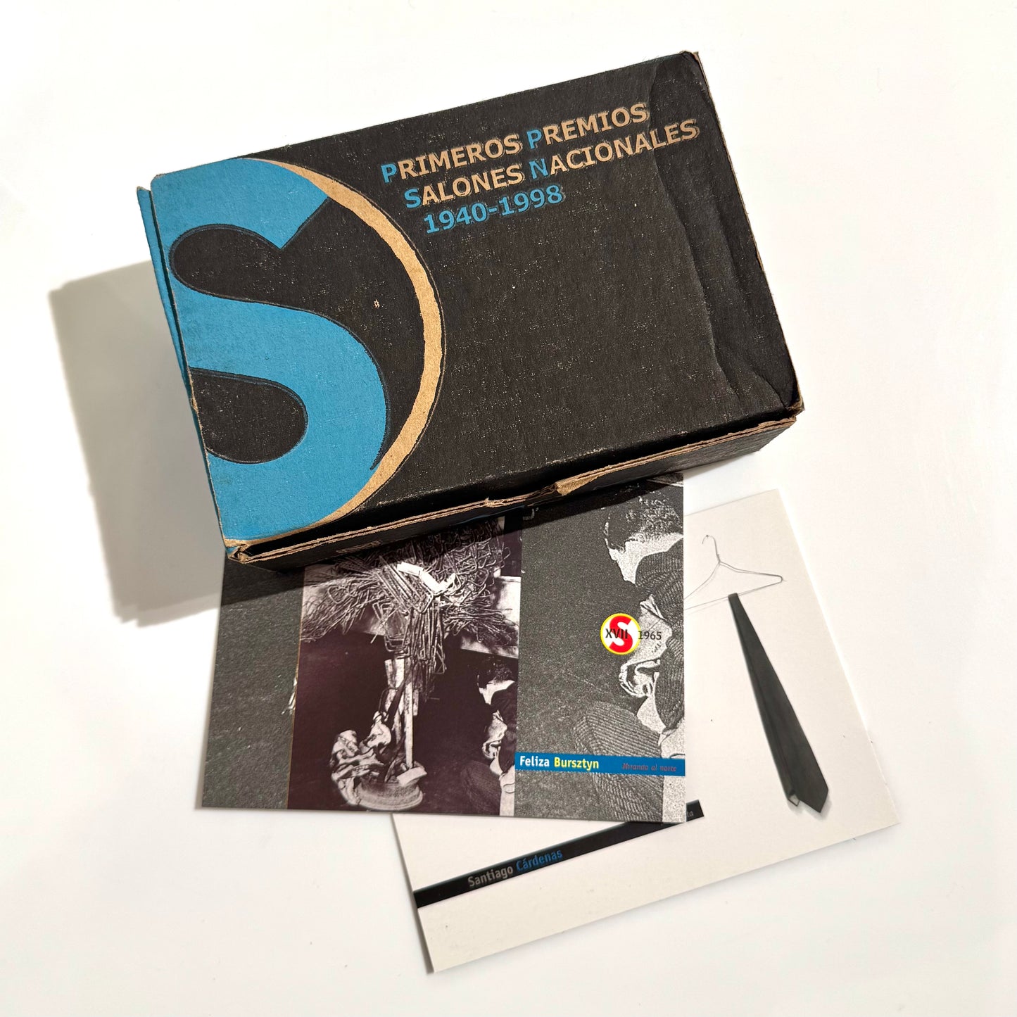 Caja postales. Salones Nacionales 1940-1998