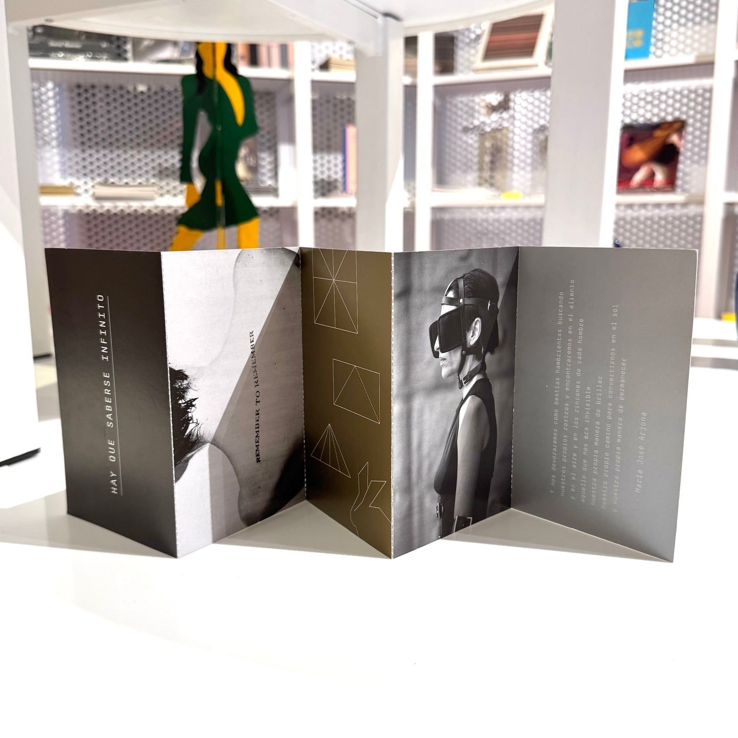 Postales - Hay que saberse infinito María José Arjona